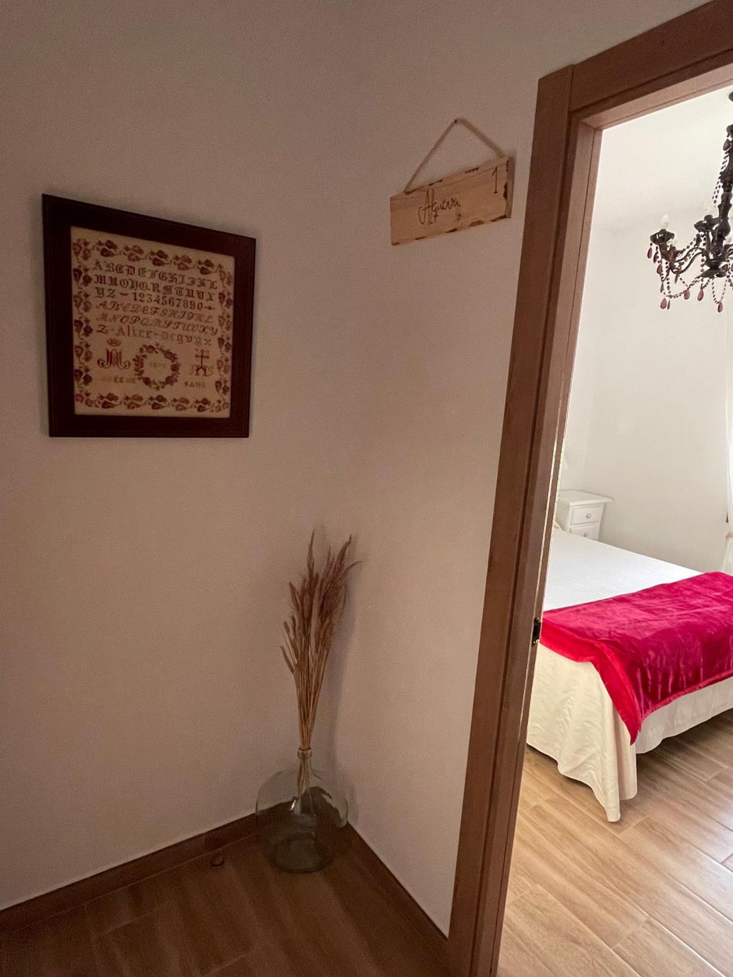 Casa Rural El Candil โอลิเวนซา ภายนอก รูปภาพ